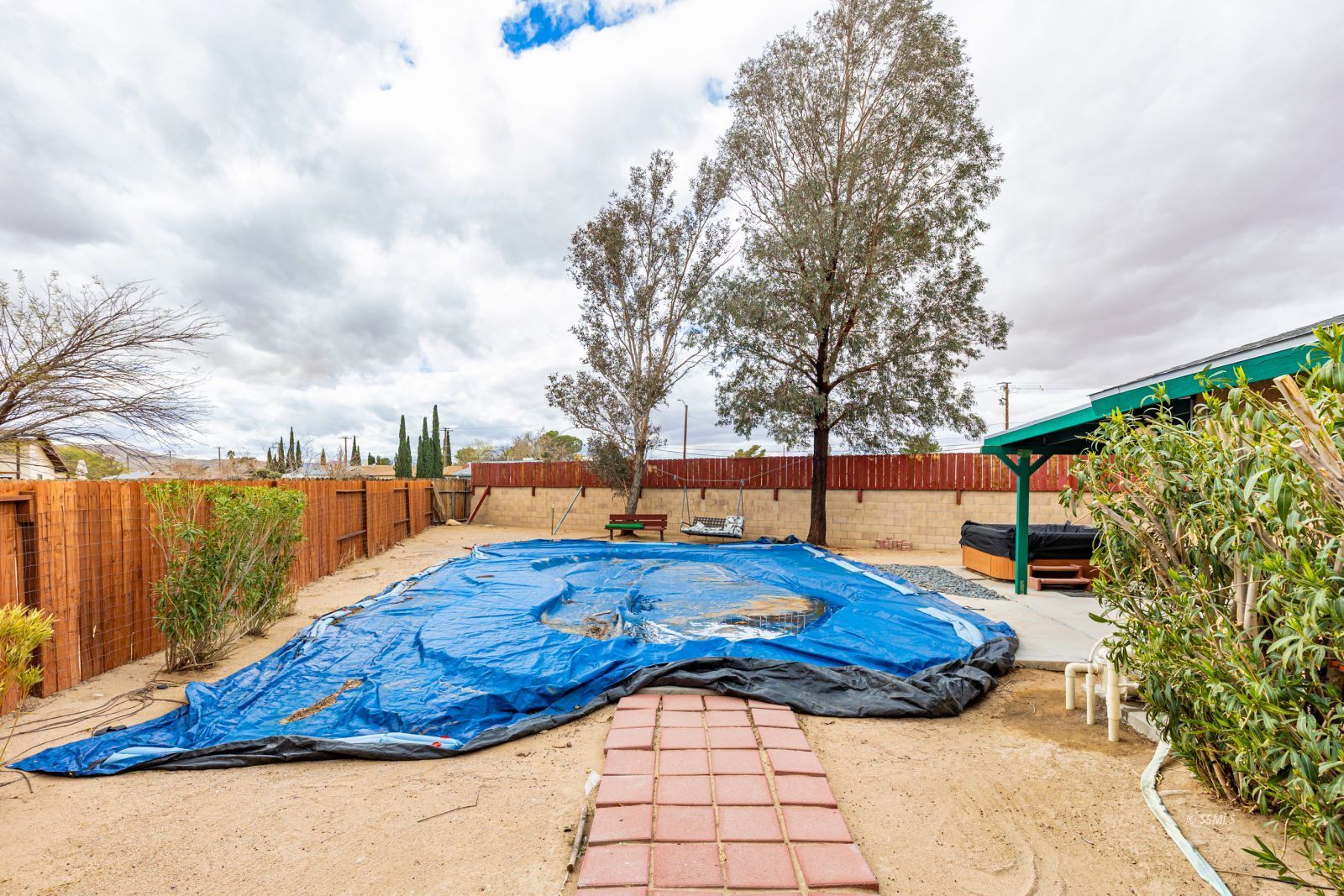 Property Photo 25