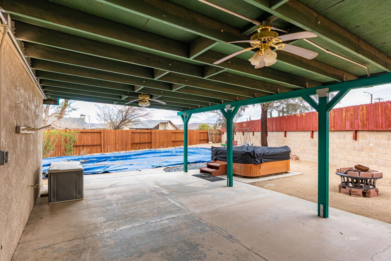 Property Photo 23