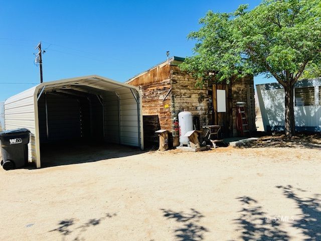 Property Photo 28