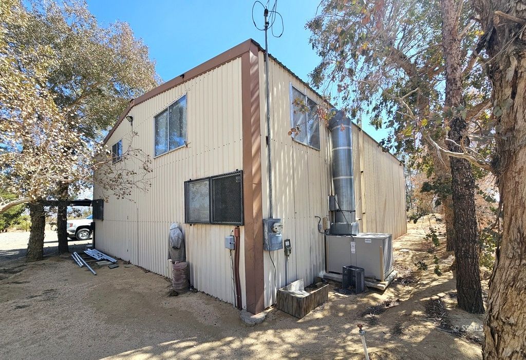 Property Photo 25