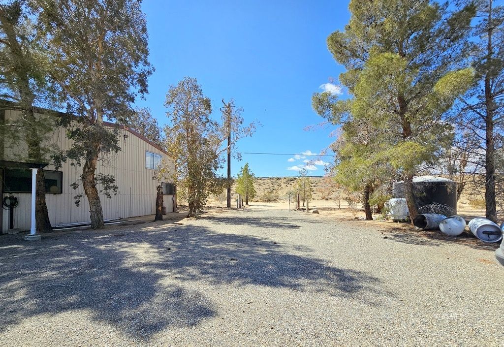 Property Photo 28