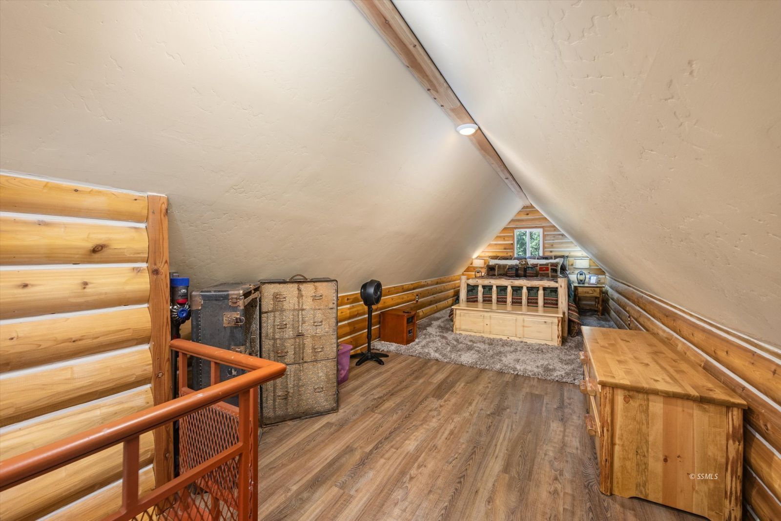 Property Photo 20