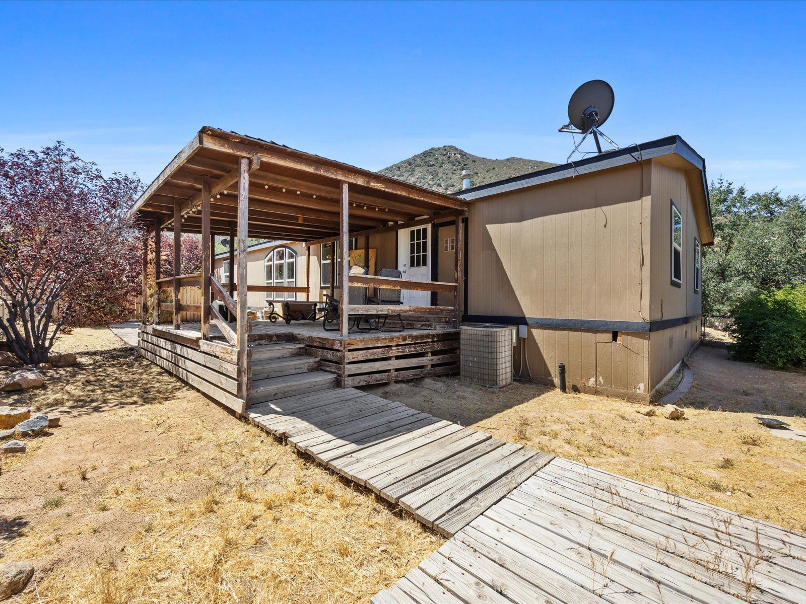 Property Photo 25