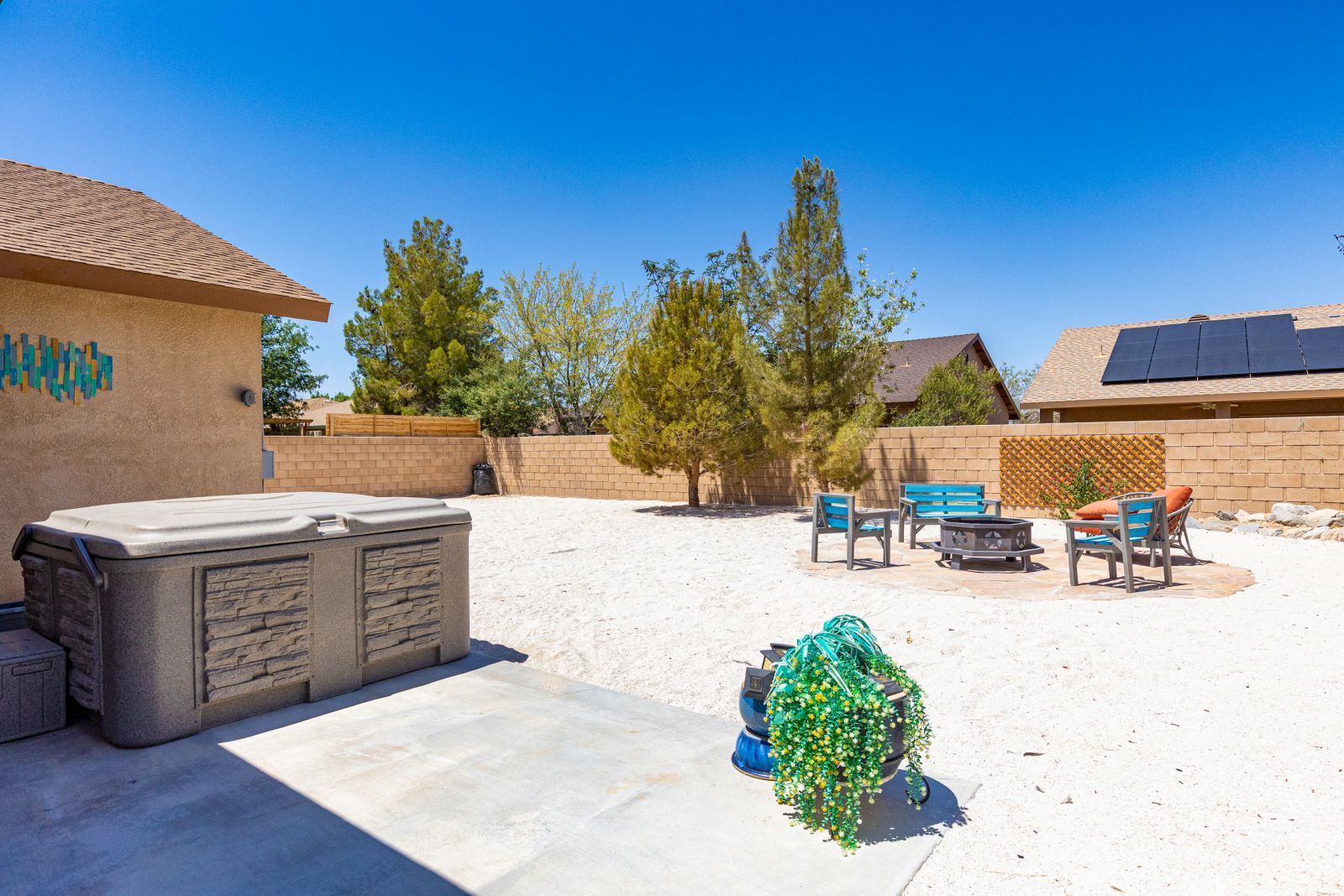 Property Photo 32