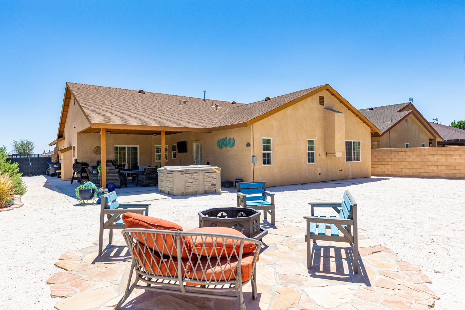 Property Photo 31