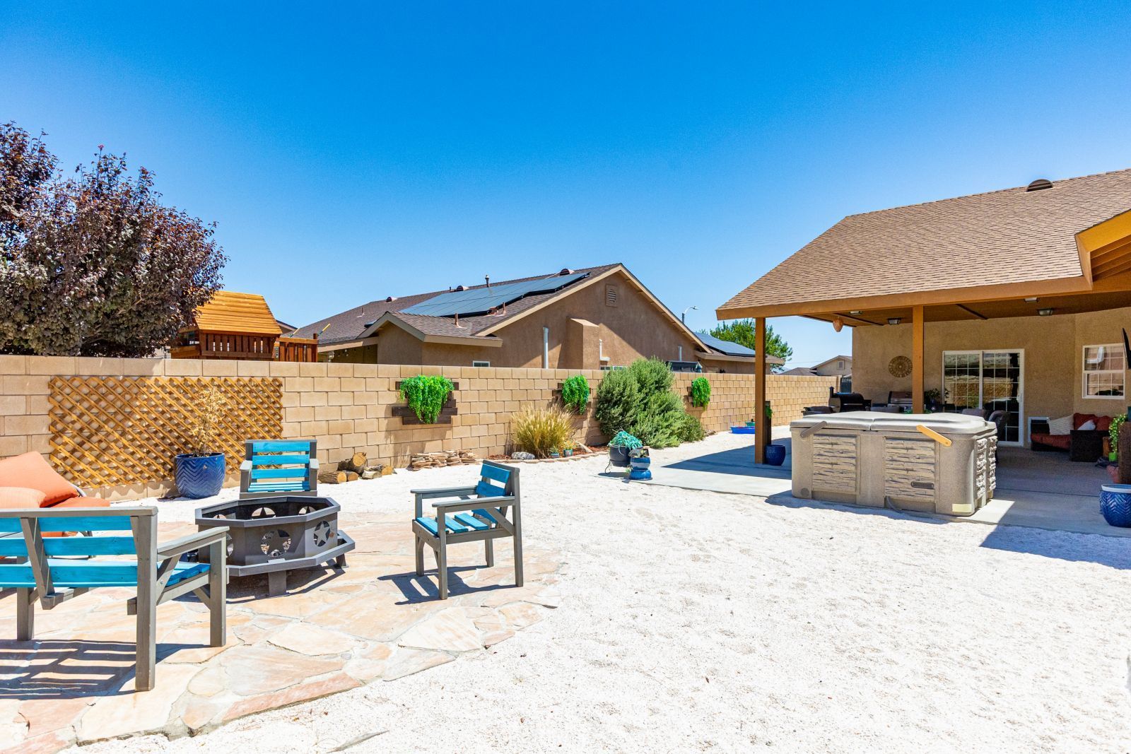 Property Photo 33
