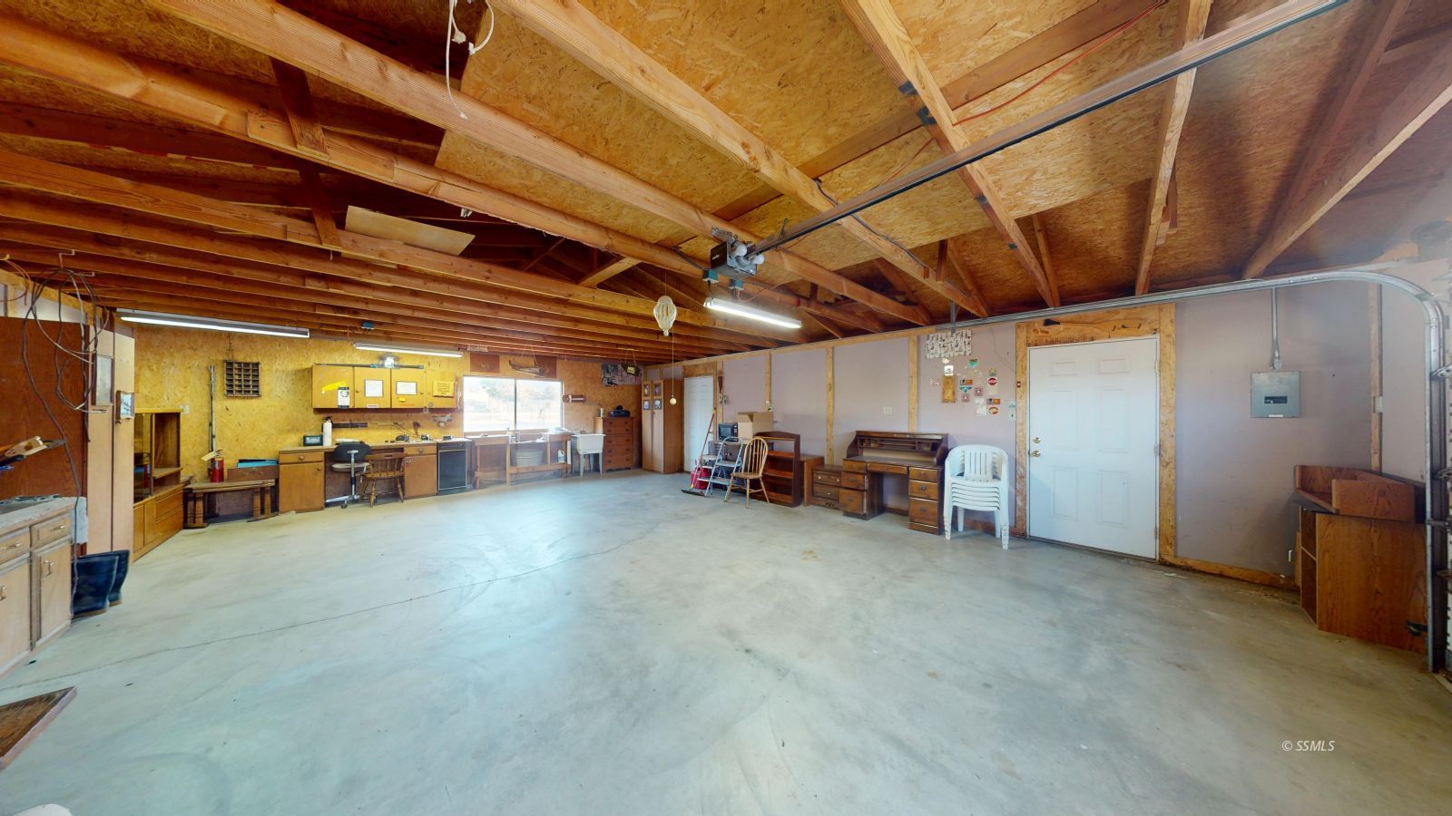 Property Photo 36