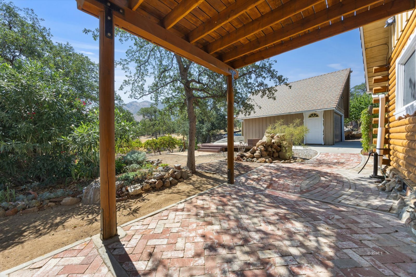 Property Photo 35