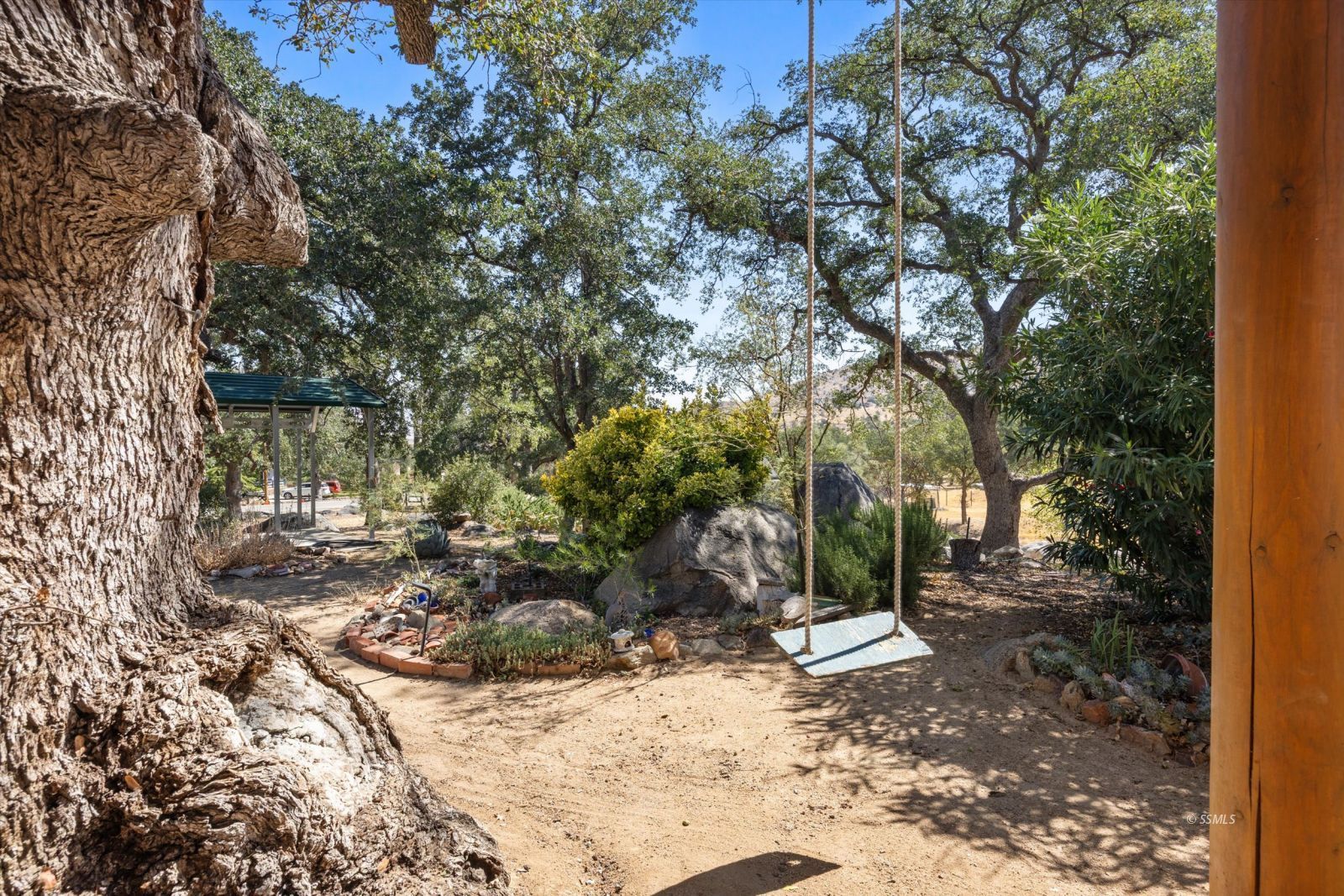 Property Photo 36