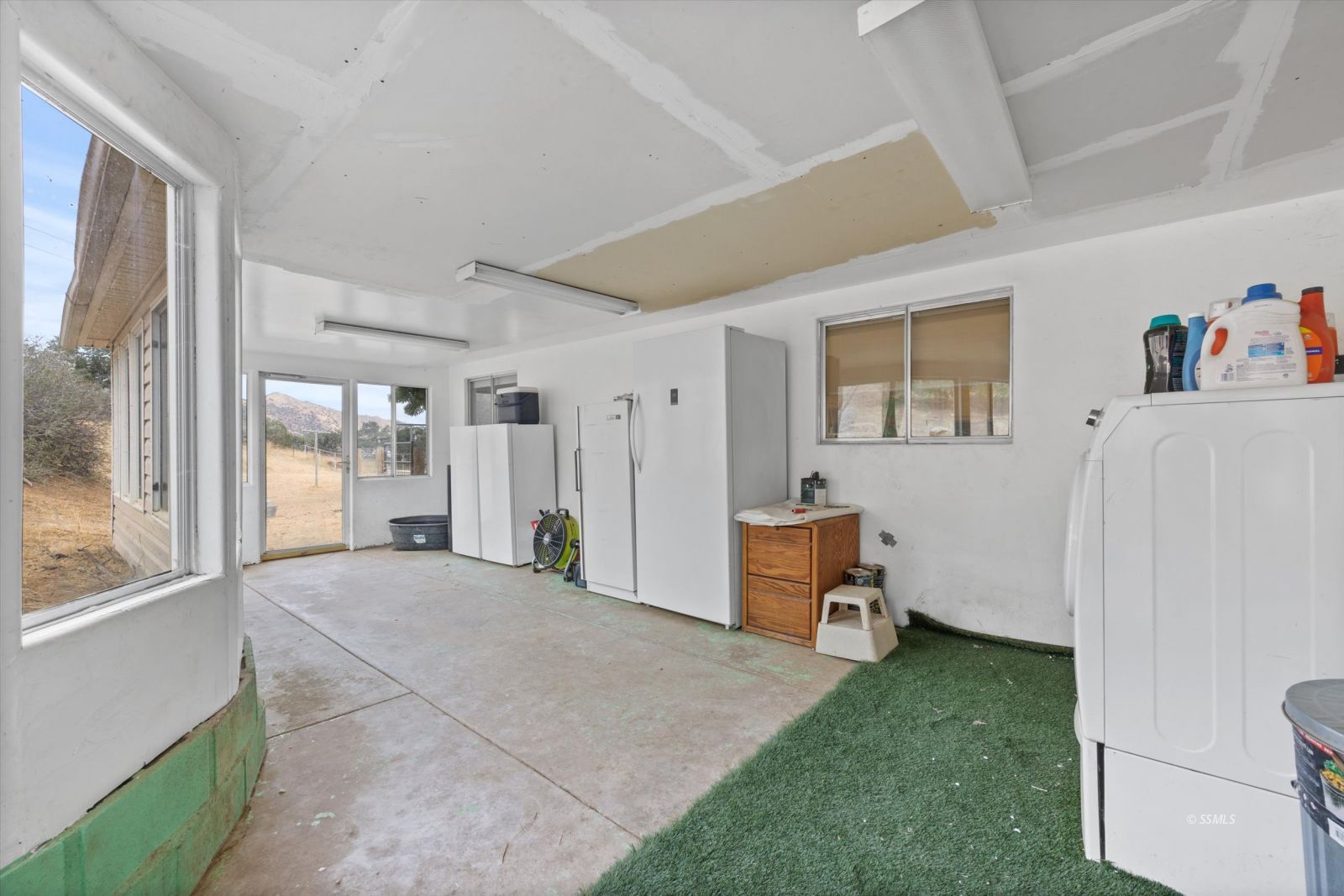 Property Photo 33