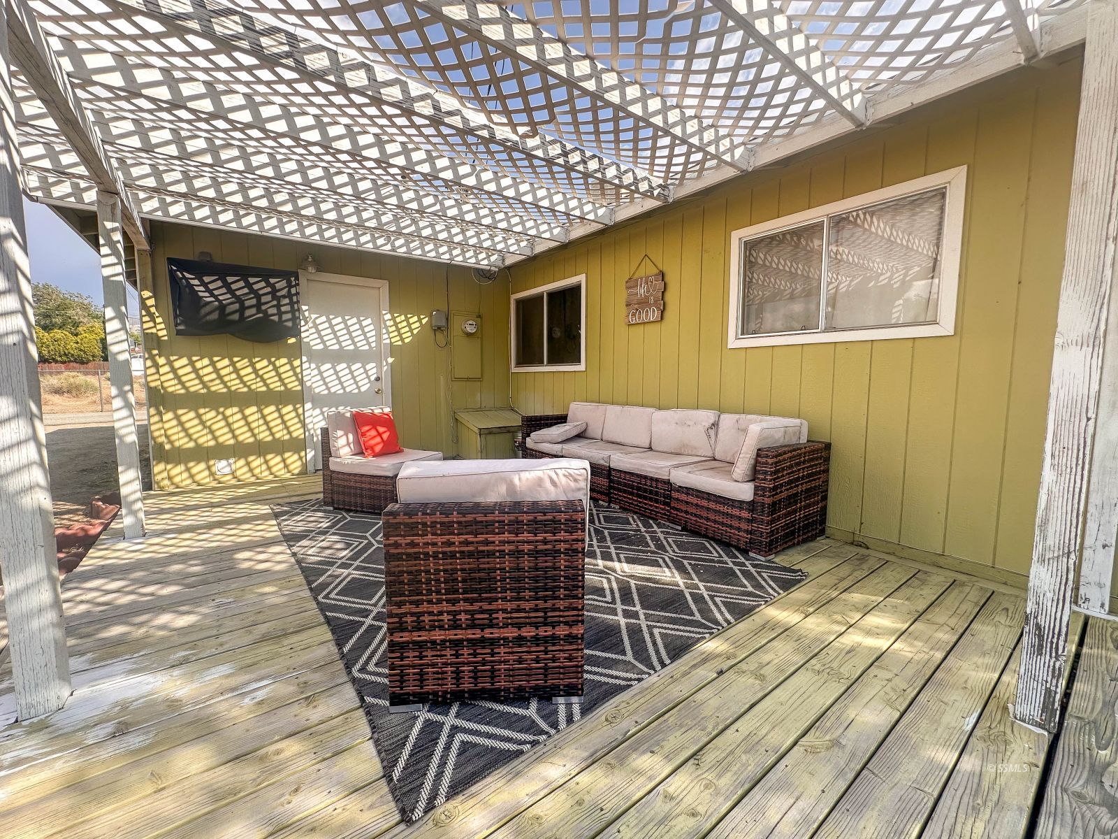 Property Photo 33