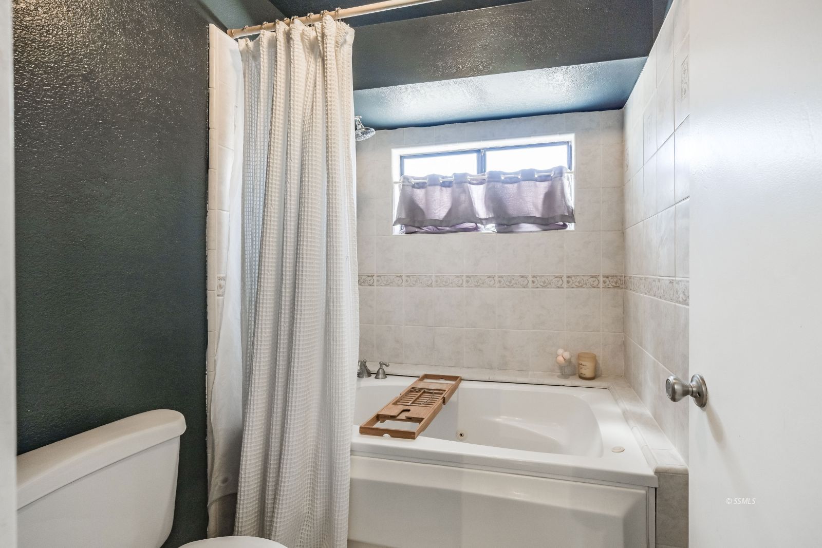 Property Photo 27