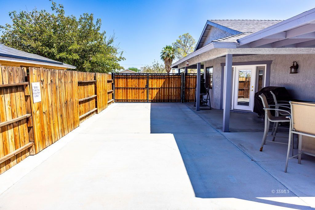 Property Photo 41