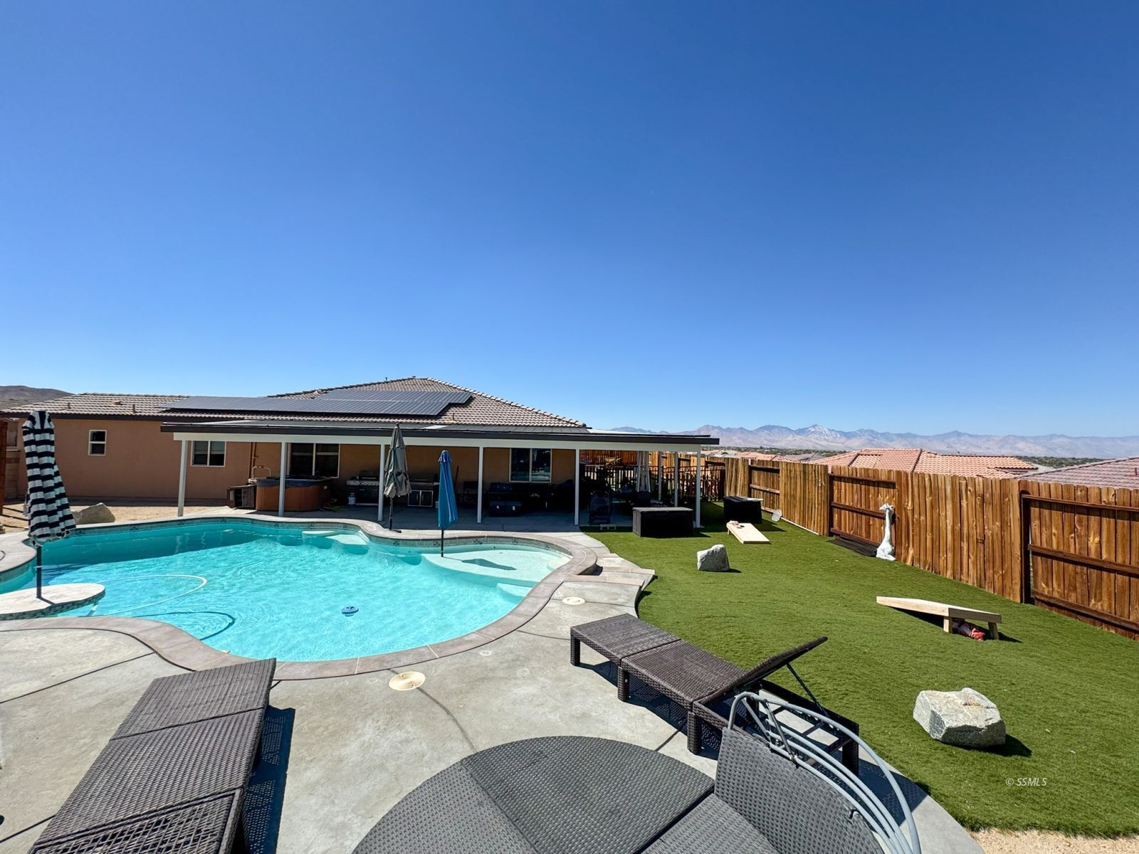 Property Photo 25