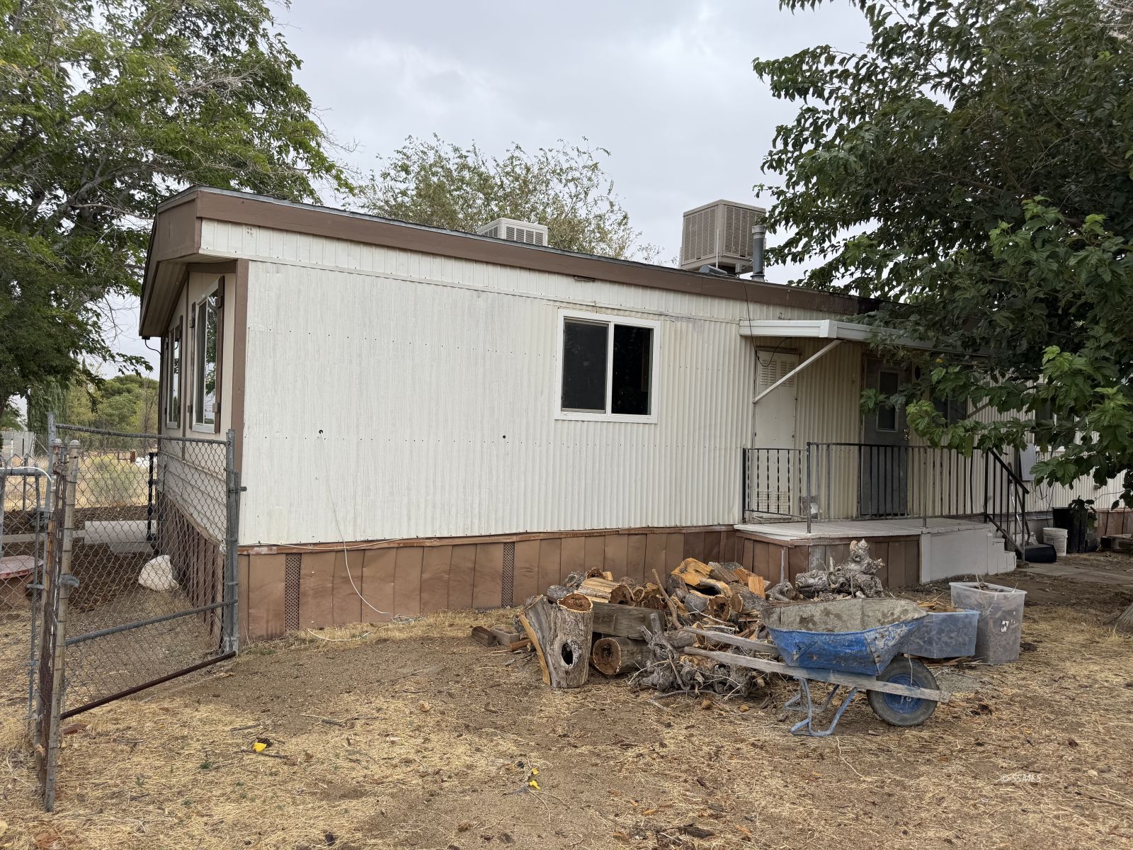 Property Photo 31