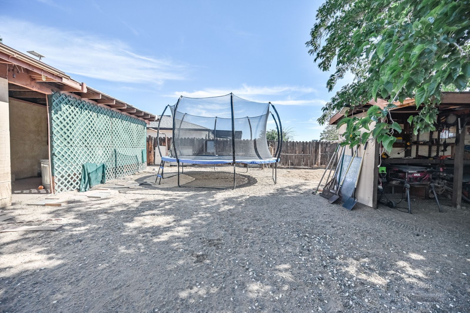 Property Photo 25