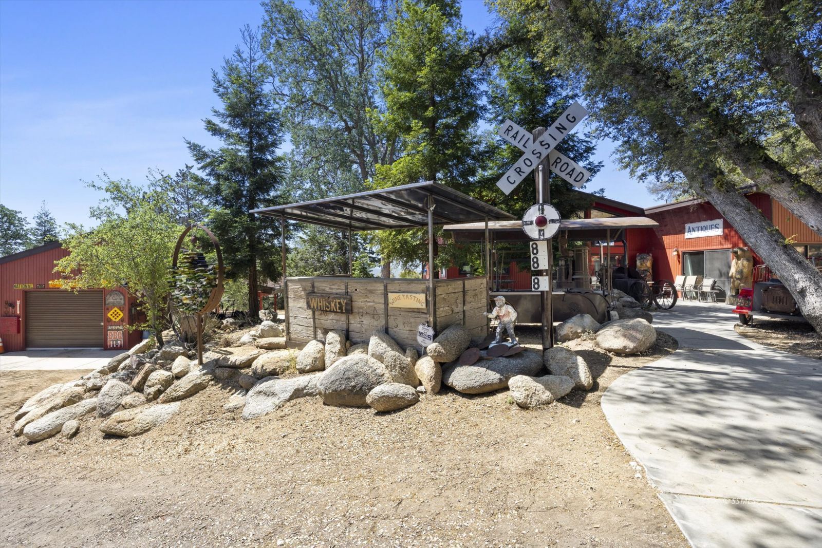 Property Photo 34