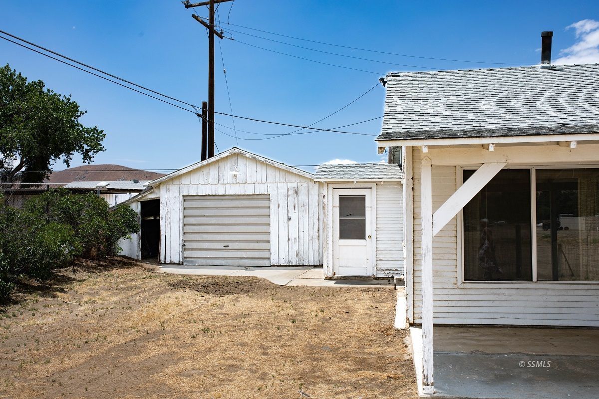 Property Photo 23