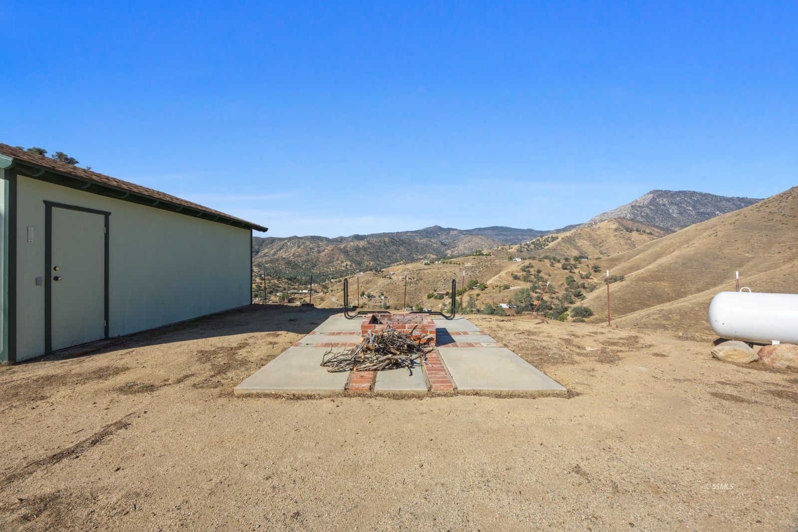 Property Photo 37