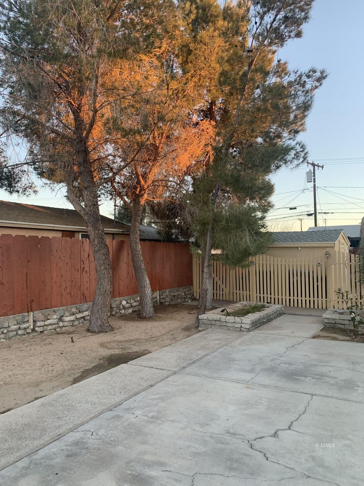 Property Photo 18