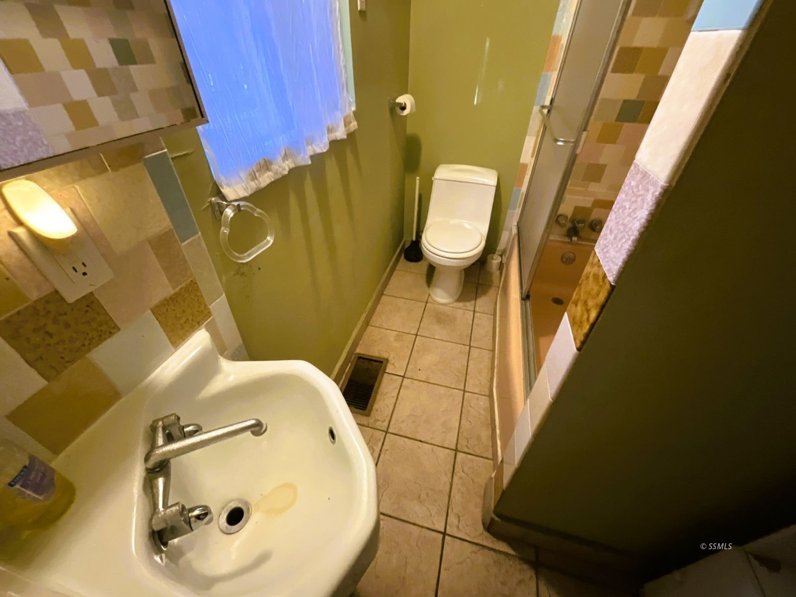 Property Photo 21