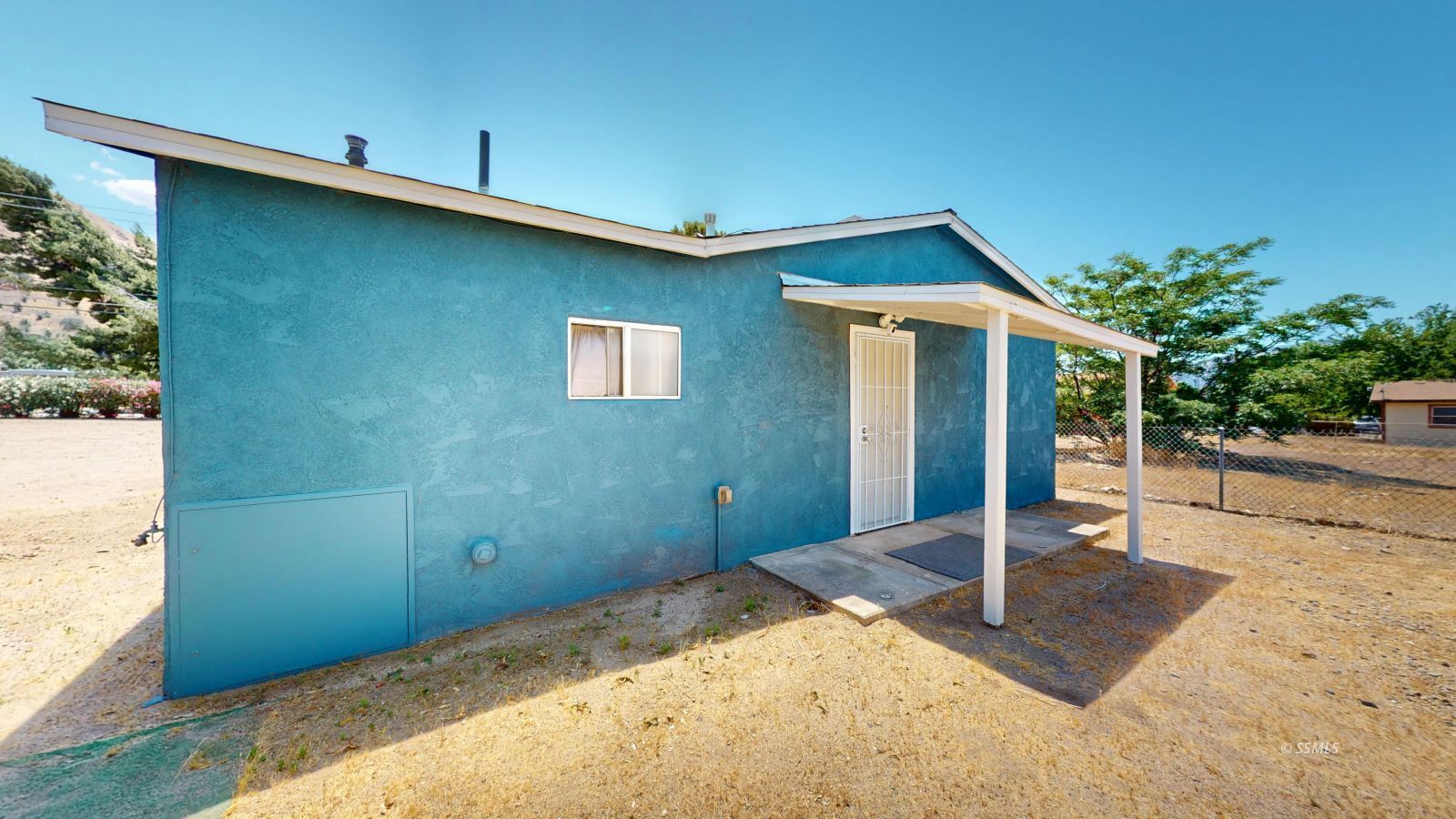 Property Photo 25