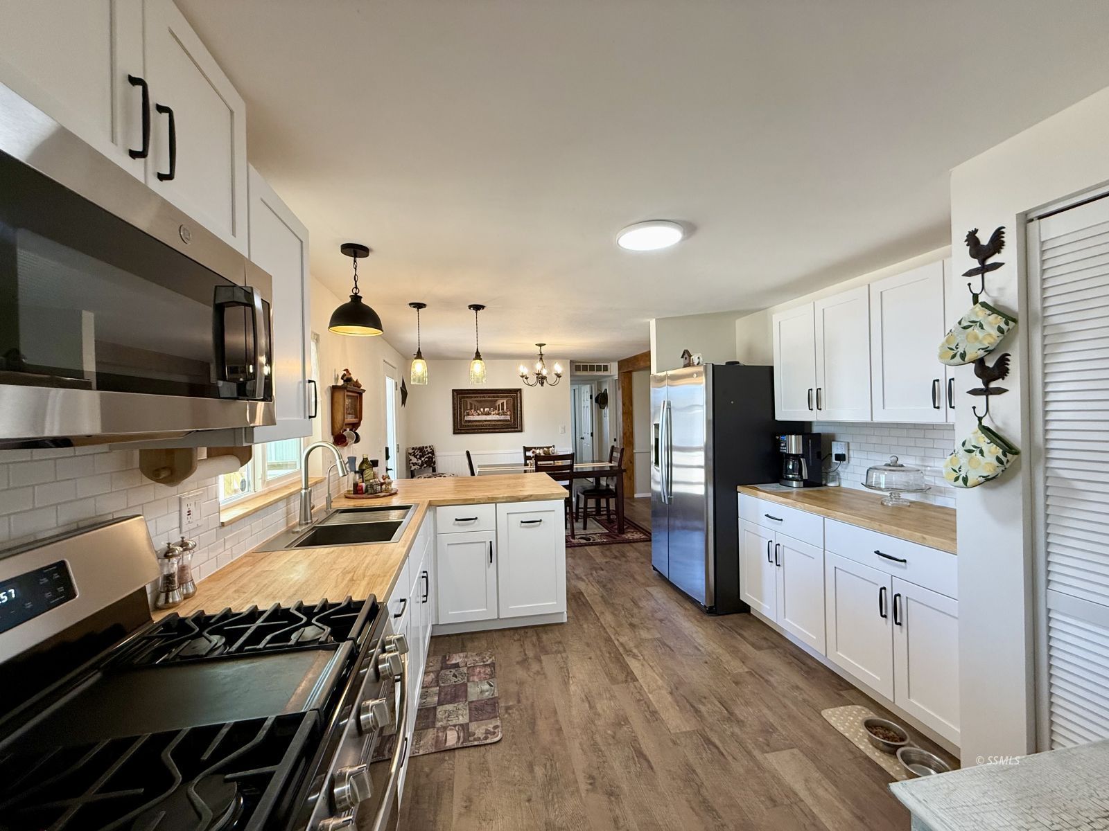 Property Photo 21
