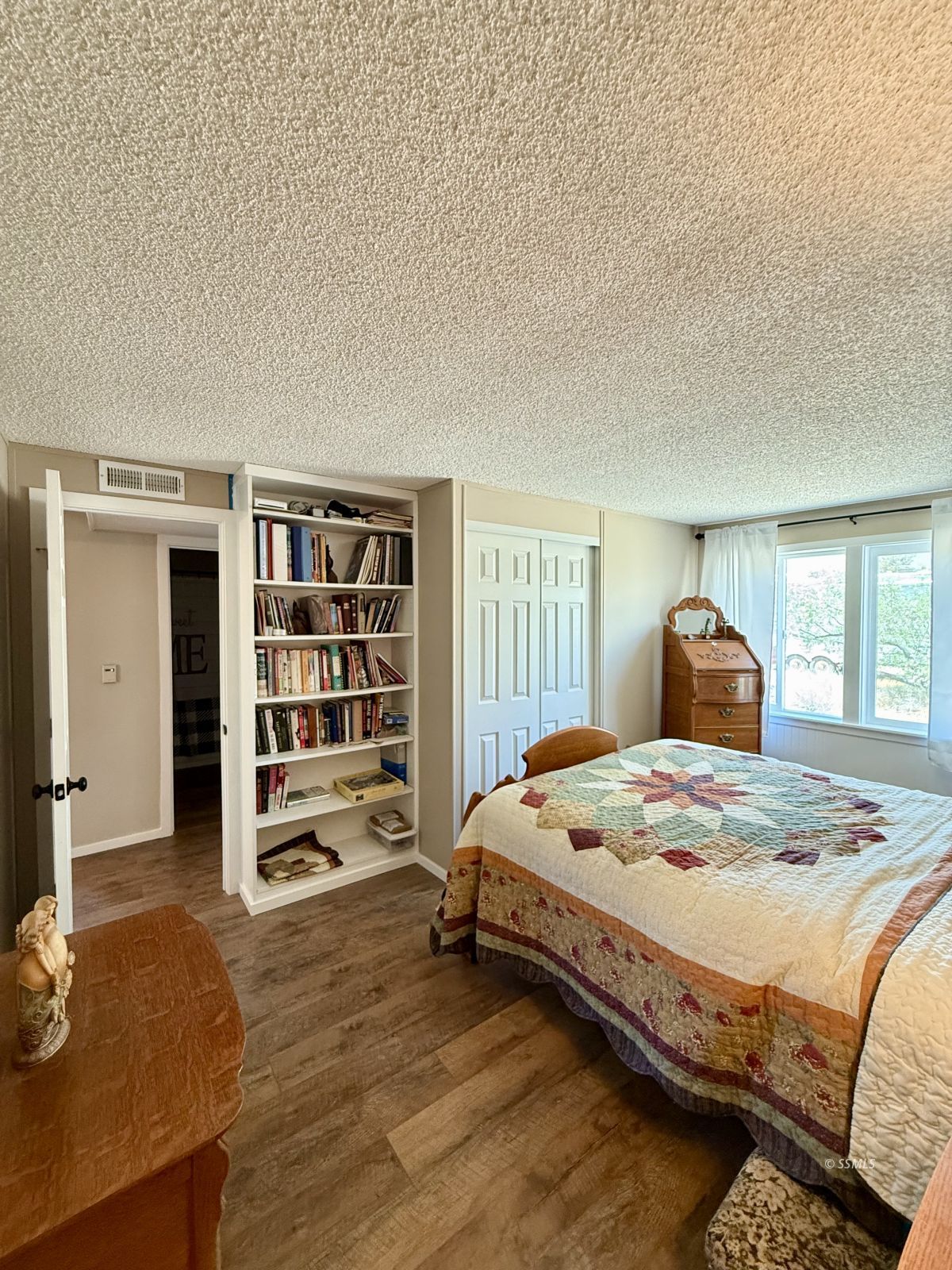 Property Photo 34