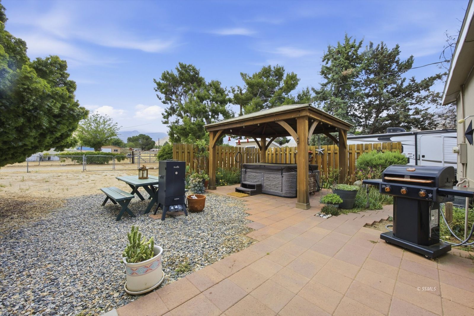 Property Photo 32