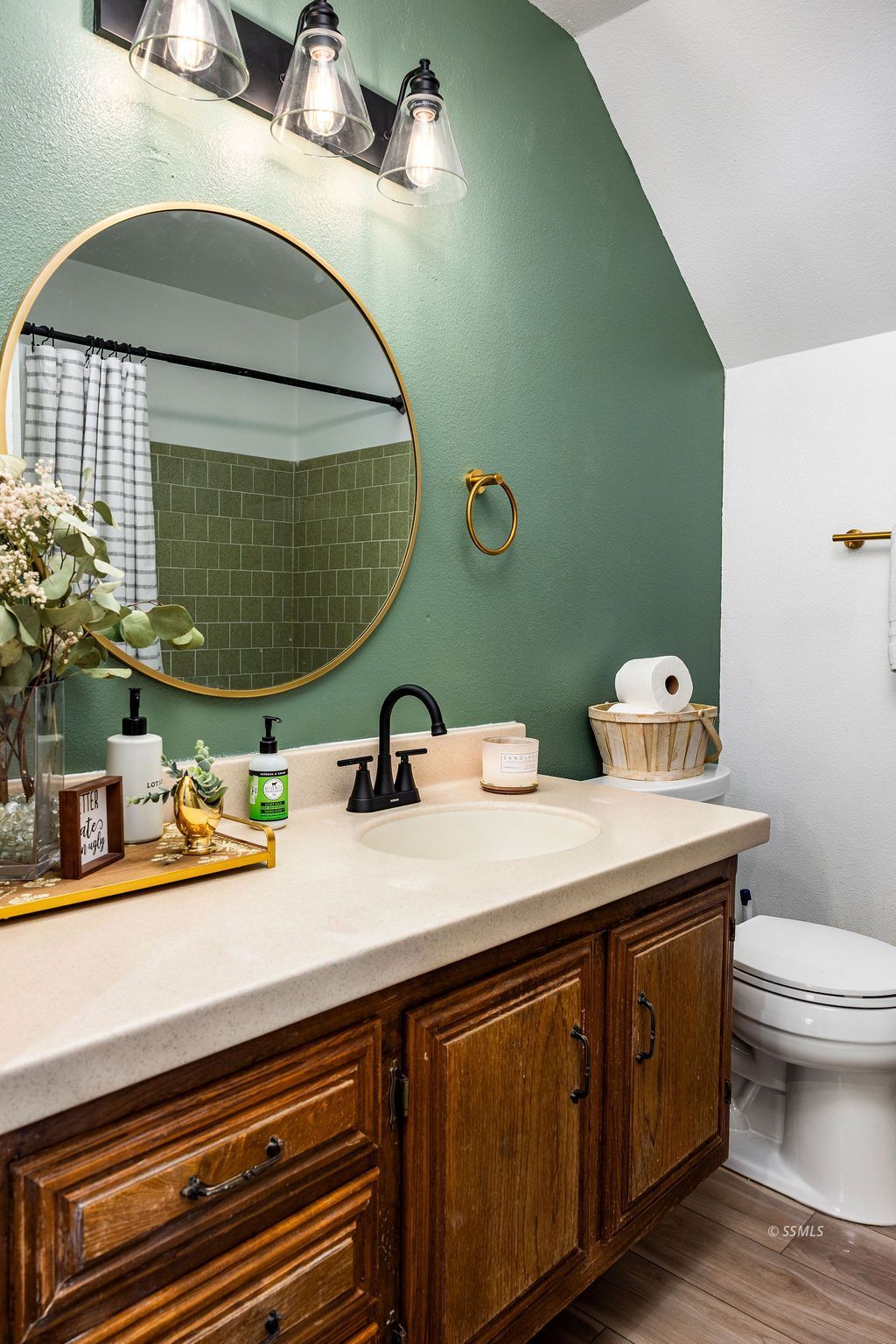 Property Photo 24