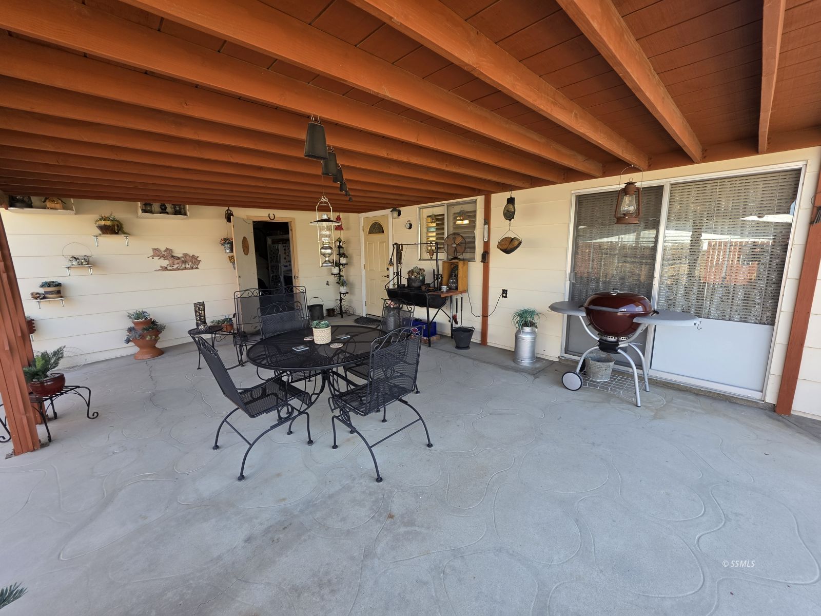 Property Photo 17