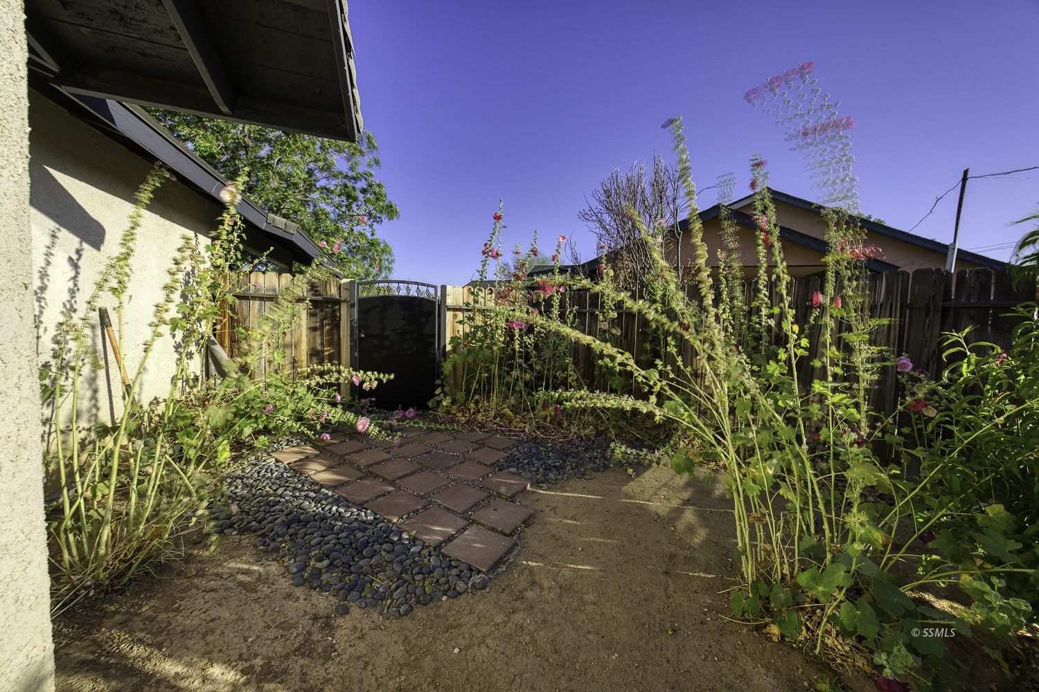 Property Photo 32
