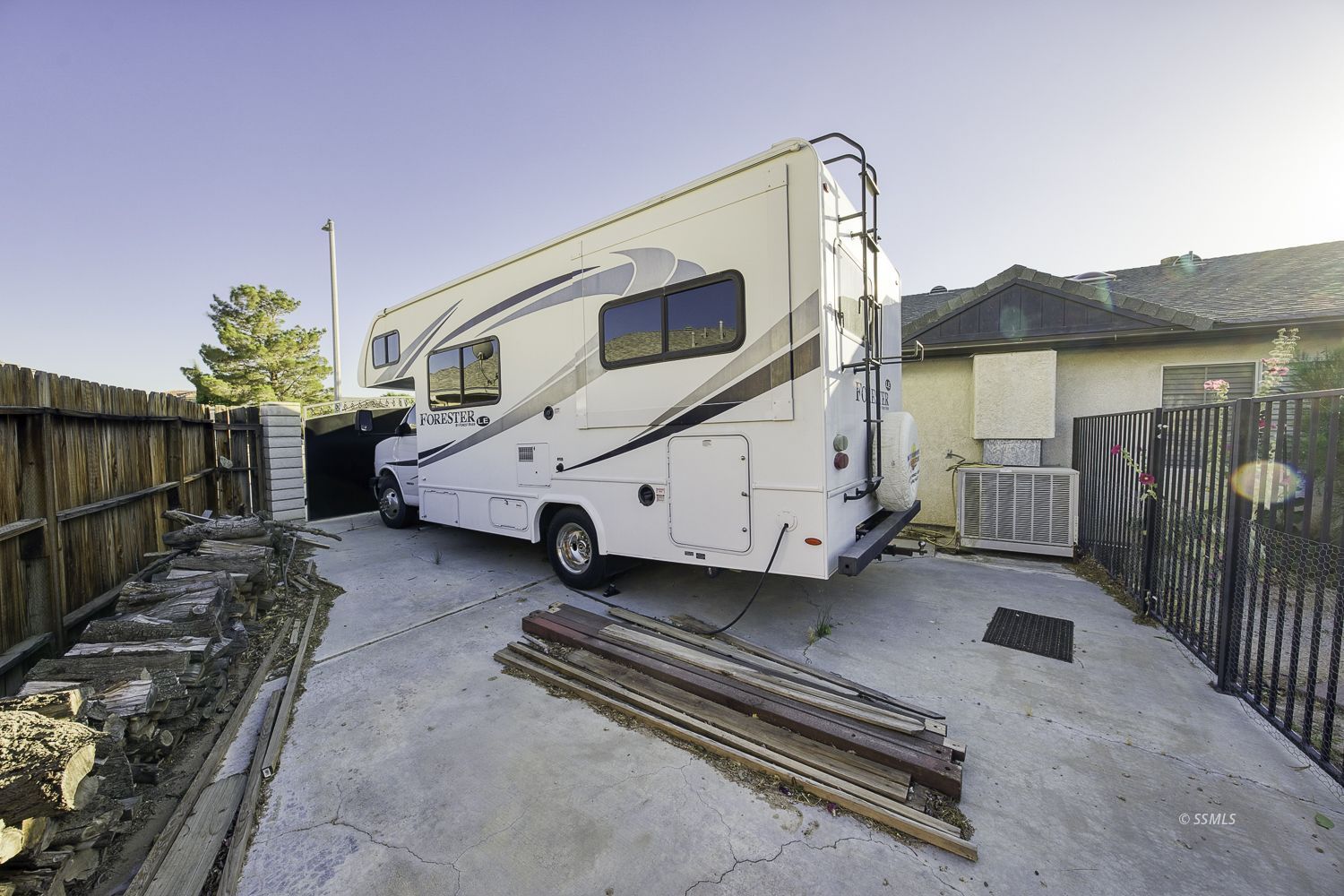 Property Photo 37