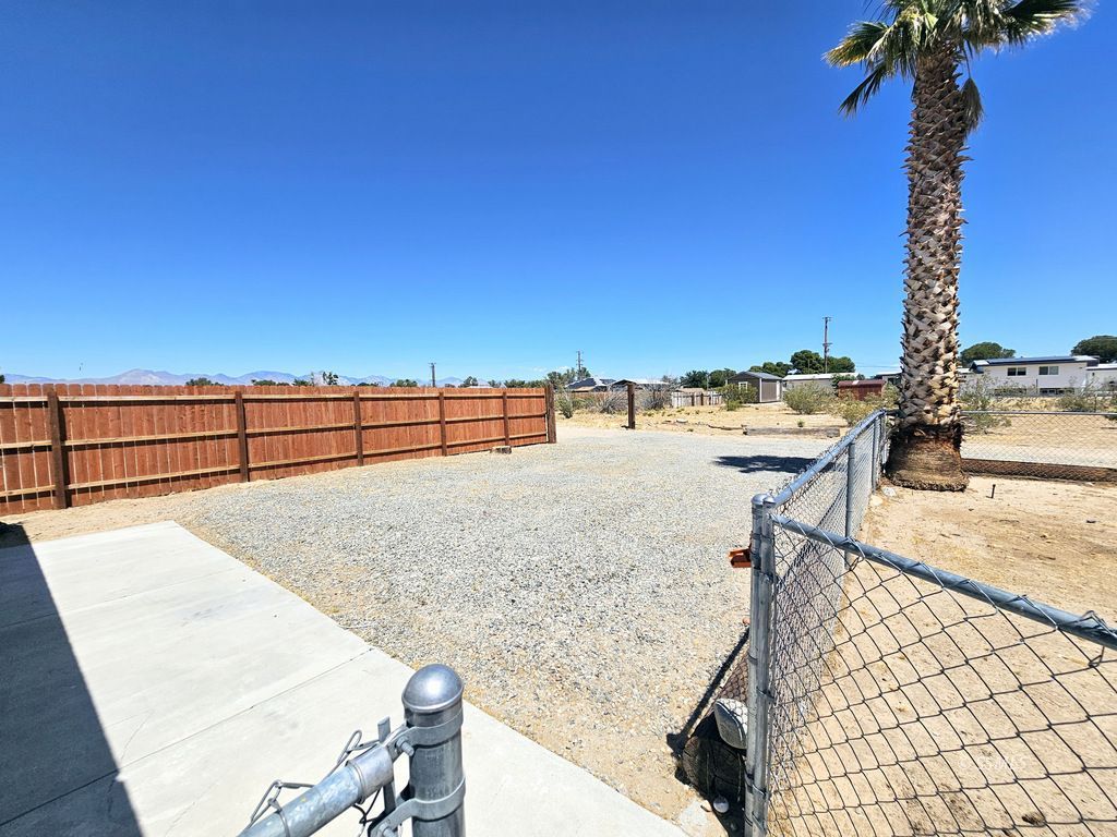 Property Photo 45
