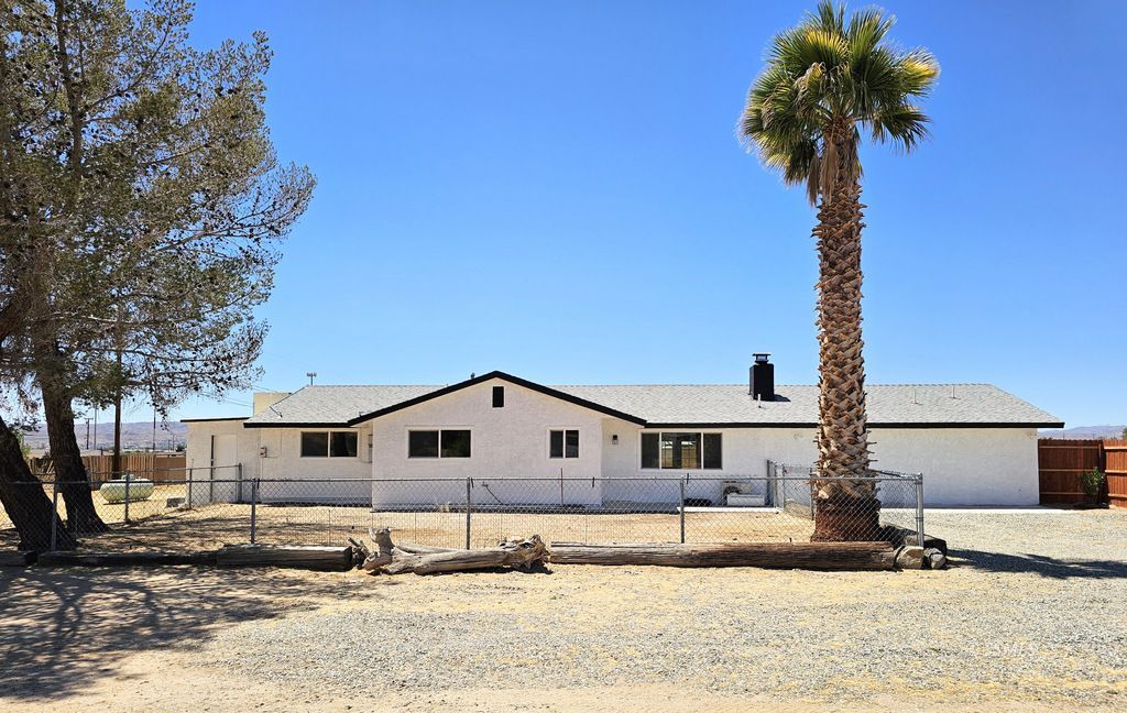 Property Photo 43