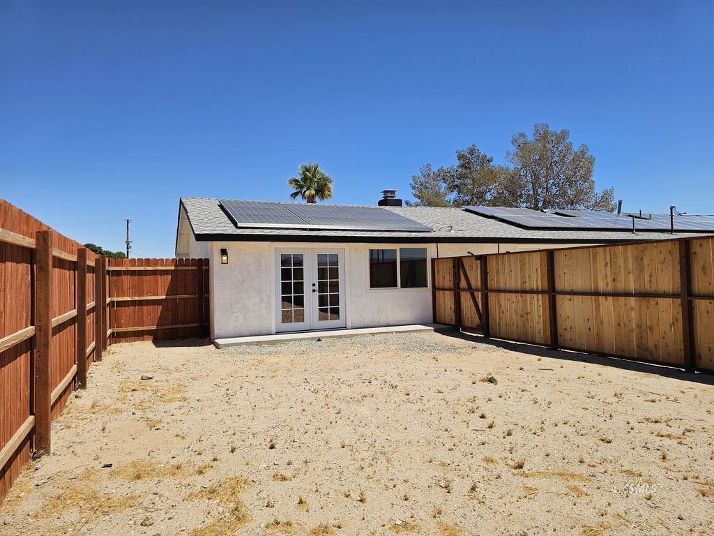Property Photo 26