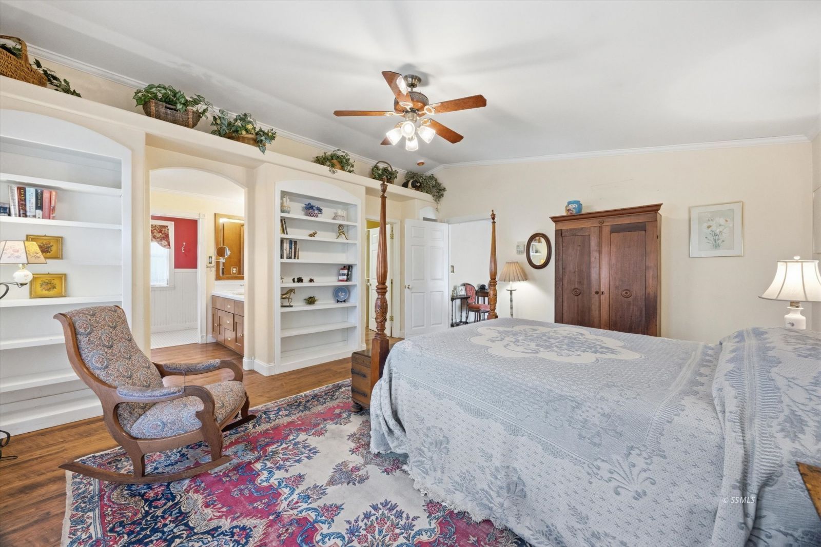 Property Photo 33