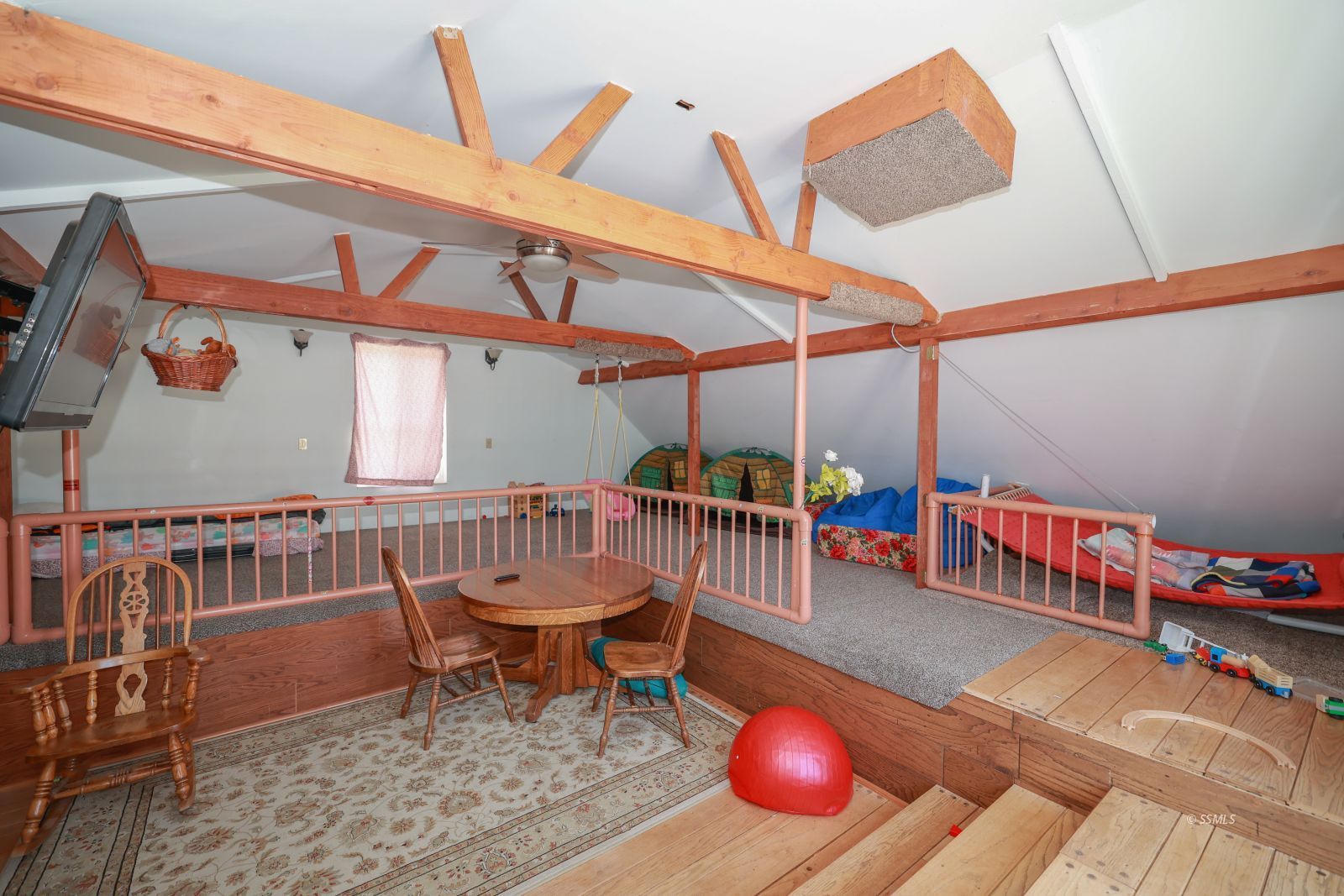 Property Photo 31