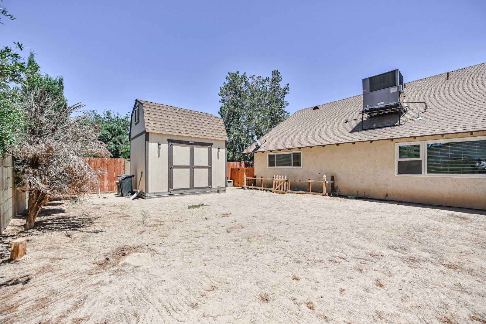 Property Photo 32
