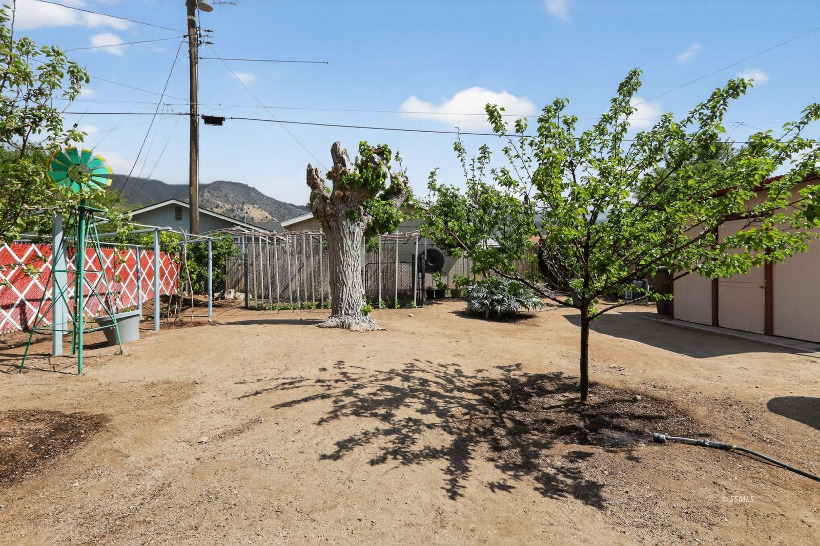 Property Photo 32