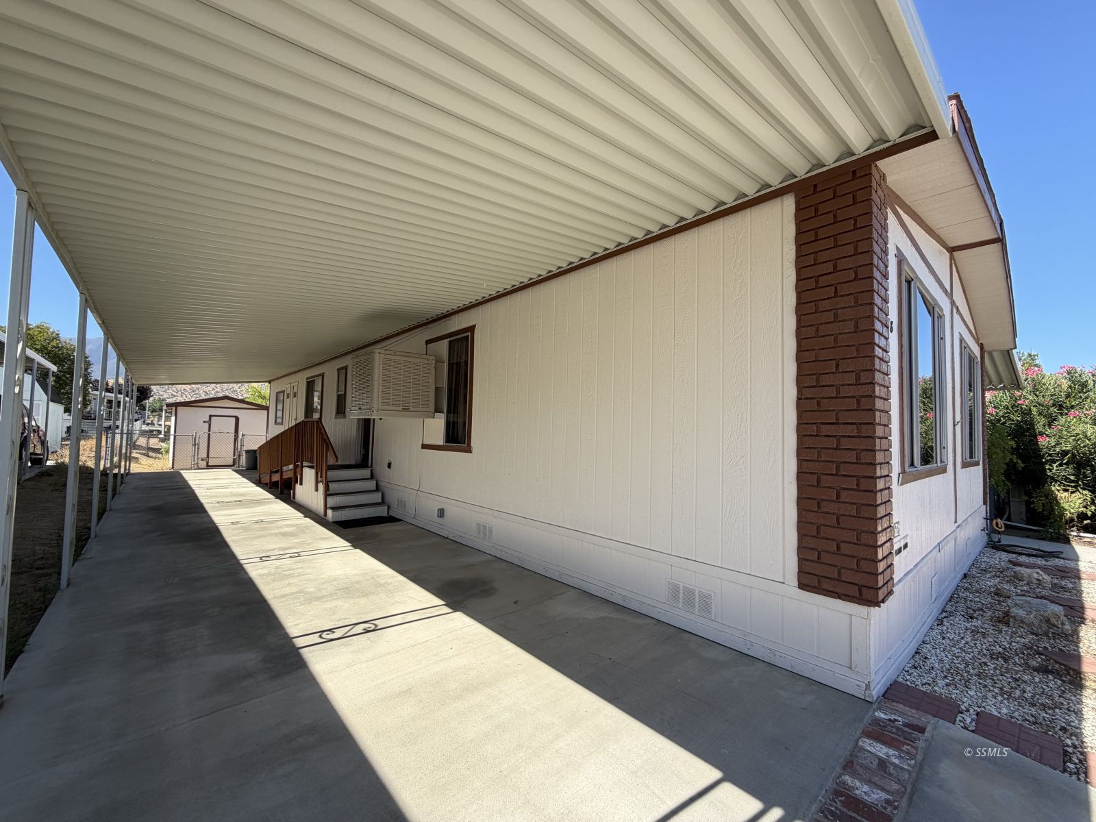 Property Photo 32