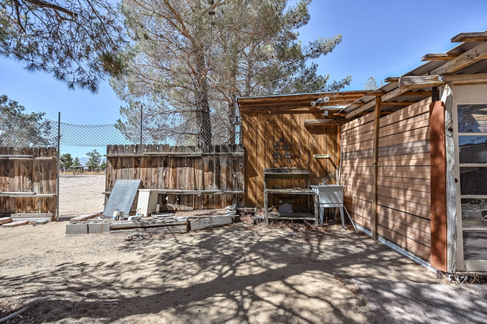 Property Photo 32