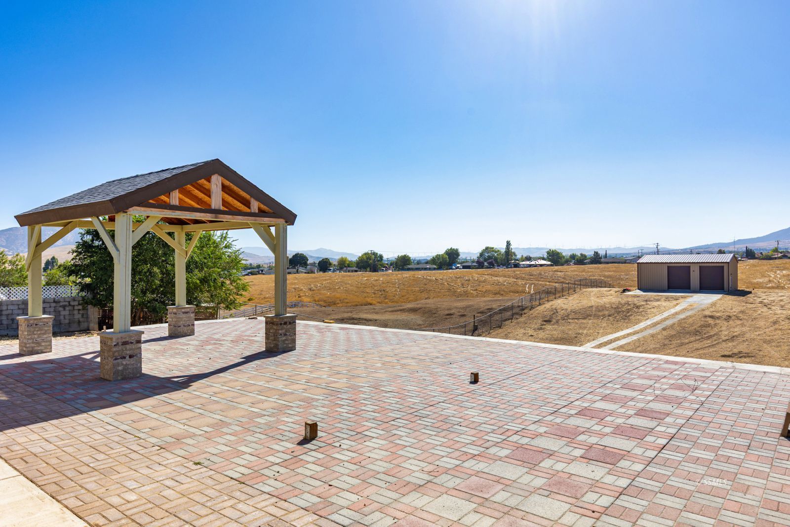 Property Photo 27