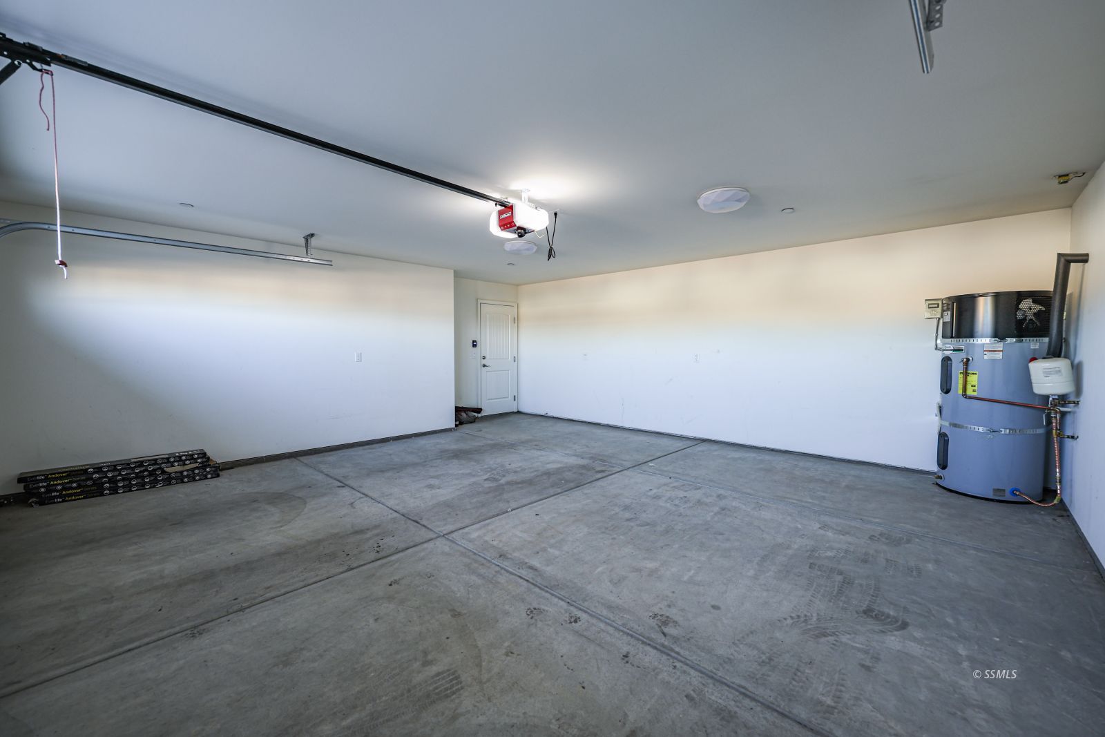 Property Photo 31