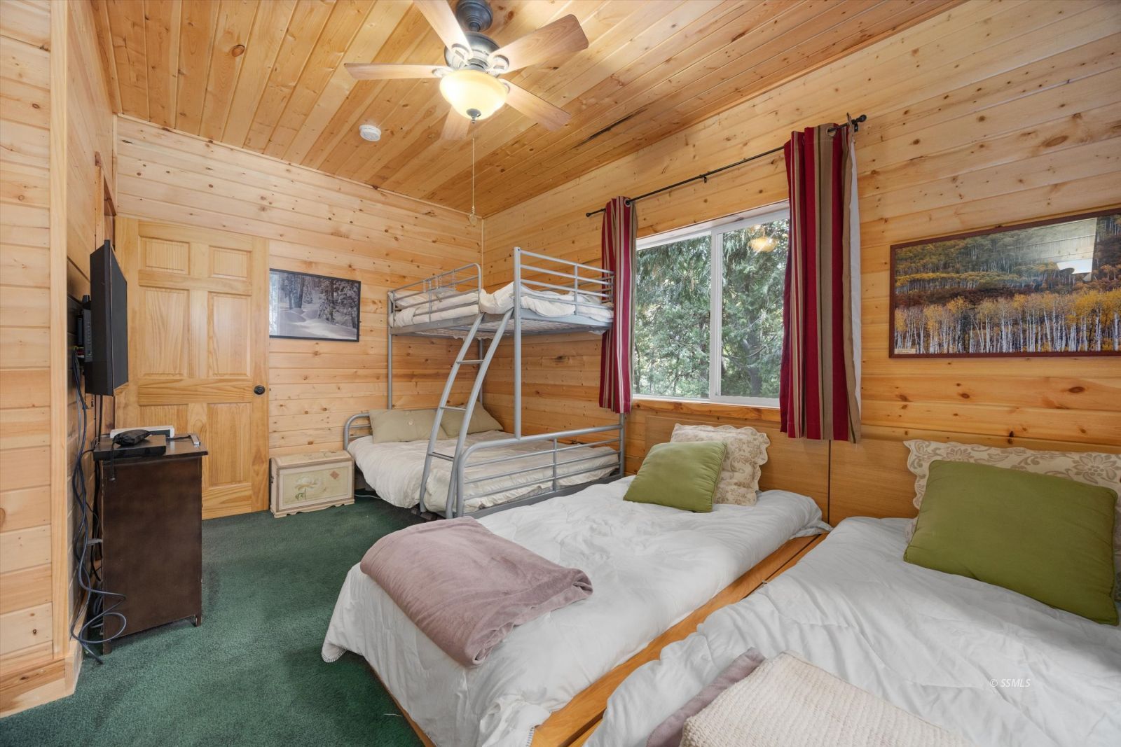 Property Photo 31