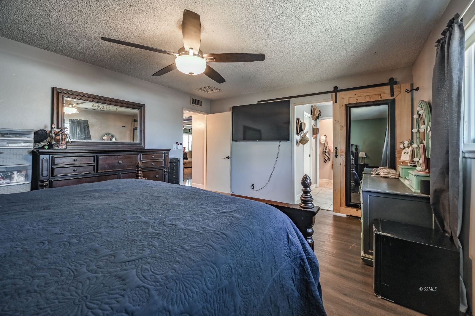 Property Photo 37