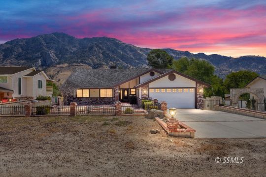 feature listing property photo