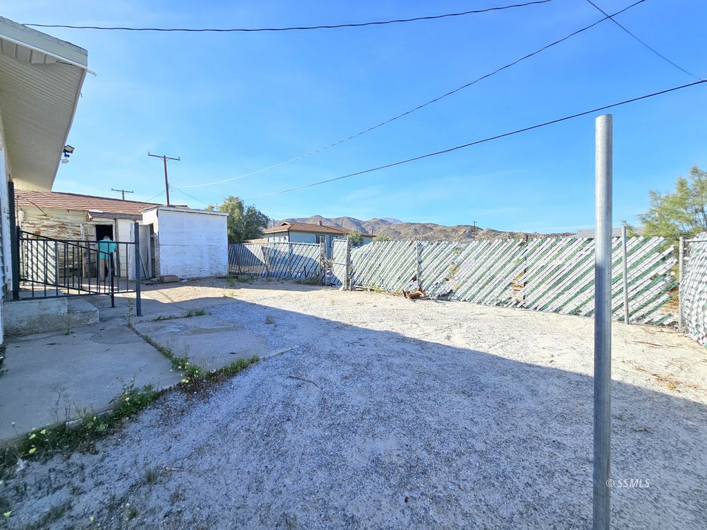 Property Photo 25