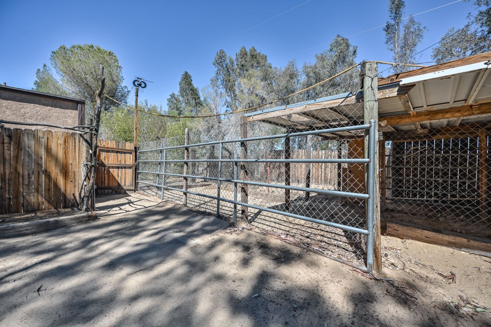 Property Photo 38