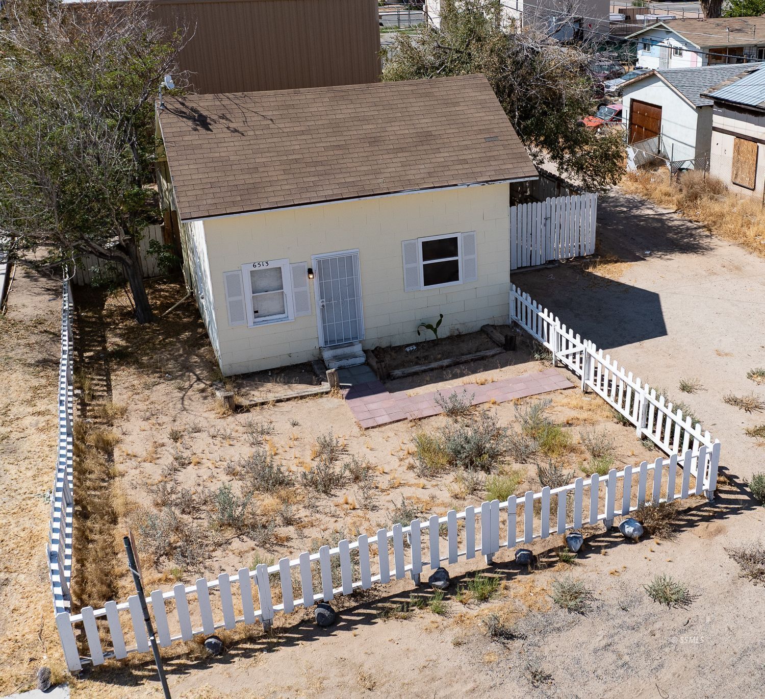 Property Photo 8